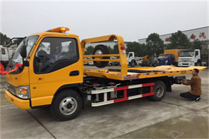 方城哪里有拖车服务