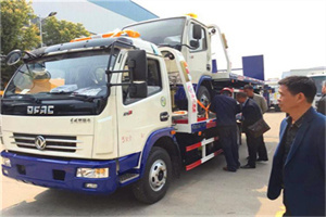 方城汽车道路救援拖车价格